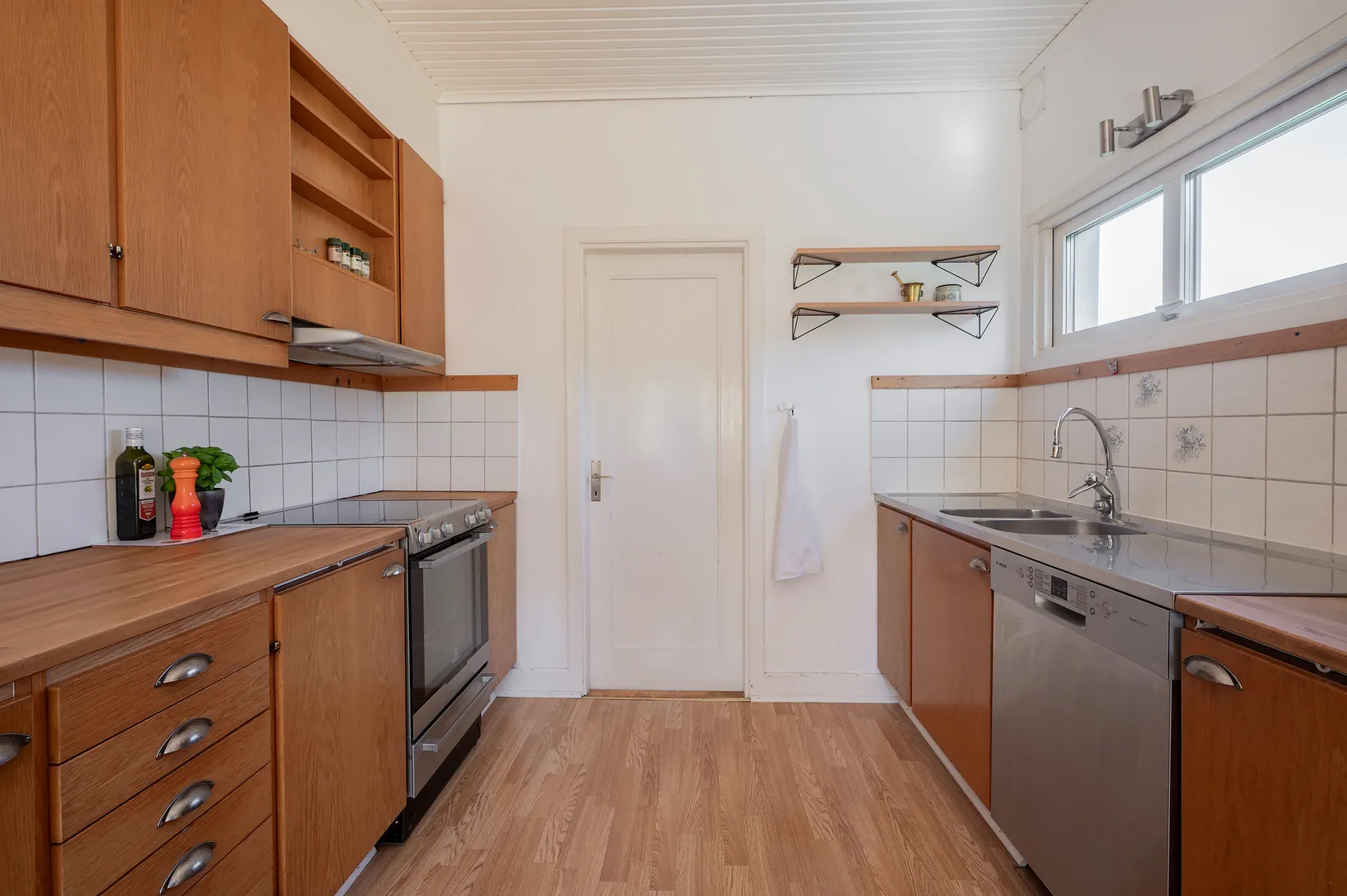Villa, Hålvasterssonsvägen 1, Tullinge Lanthem, Botkyrka