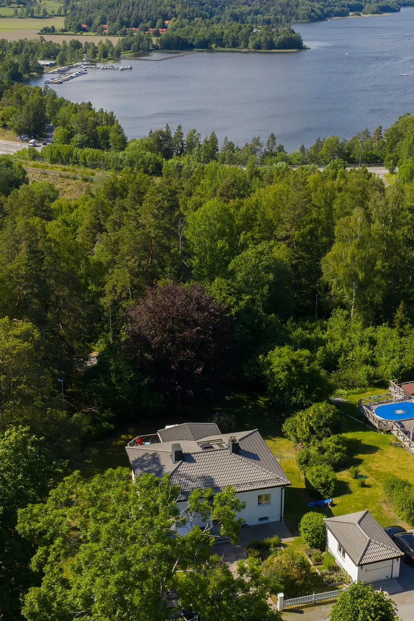 Villa, Hålvasterssonsvägen 1, Botkyrka