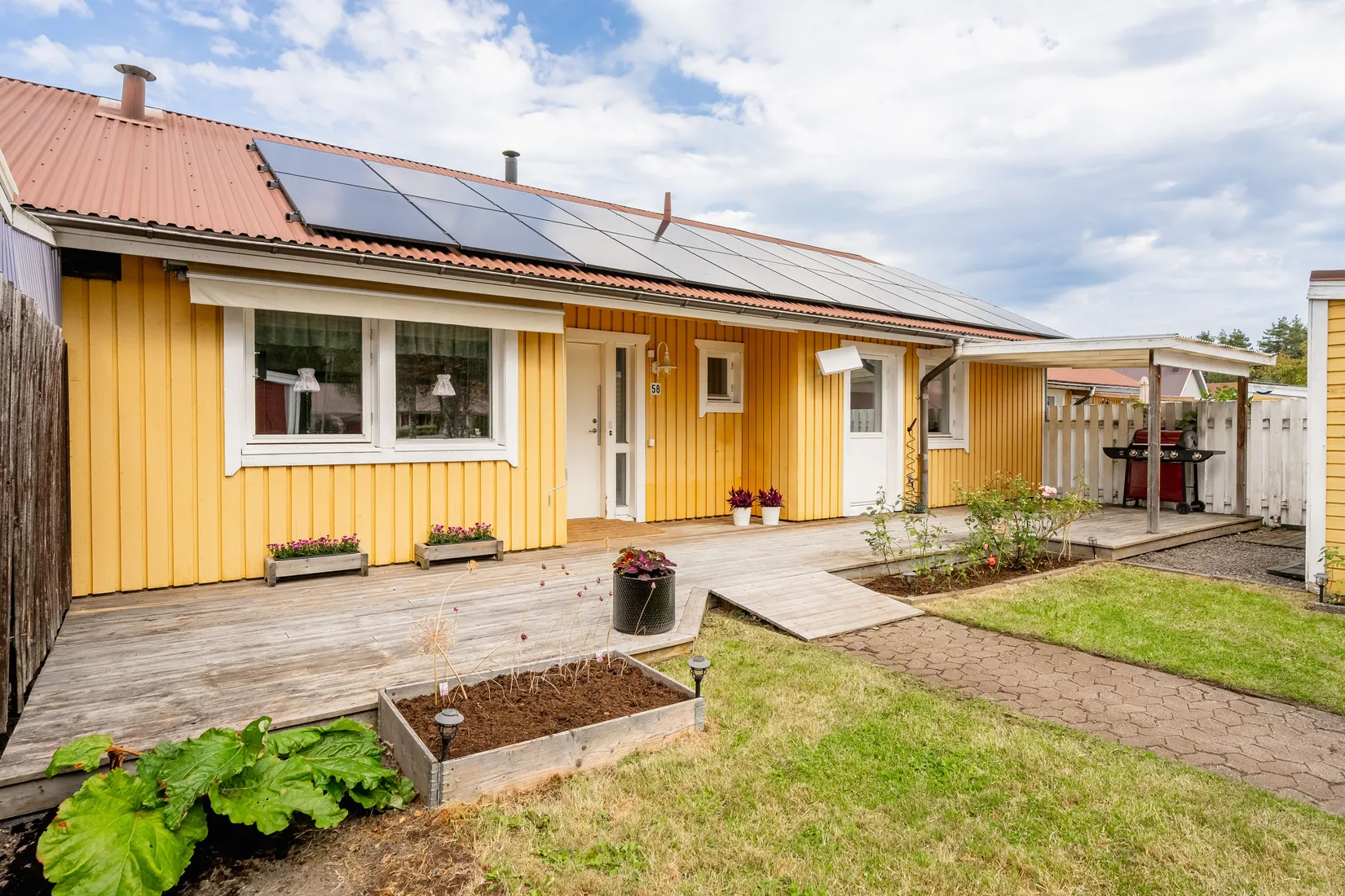 Radhus, Masurgatan 58, Södra Bomhus, Gävle