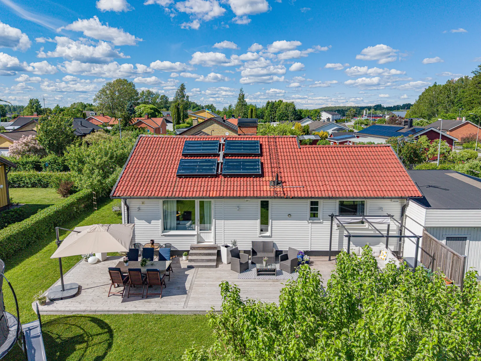 Villa, Bokvägen 32, Lövstalöt, Uppsala