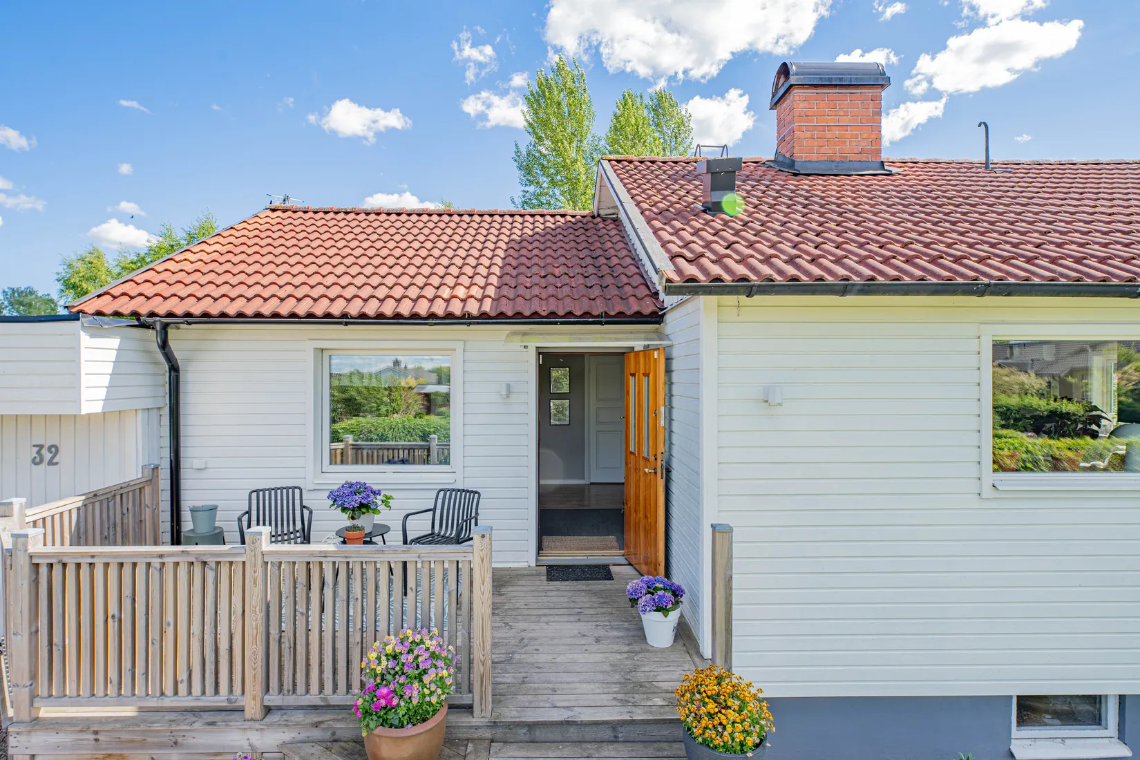 Villa, Bokvägen 32, Lövstalöt, Uppsala