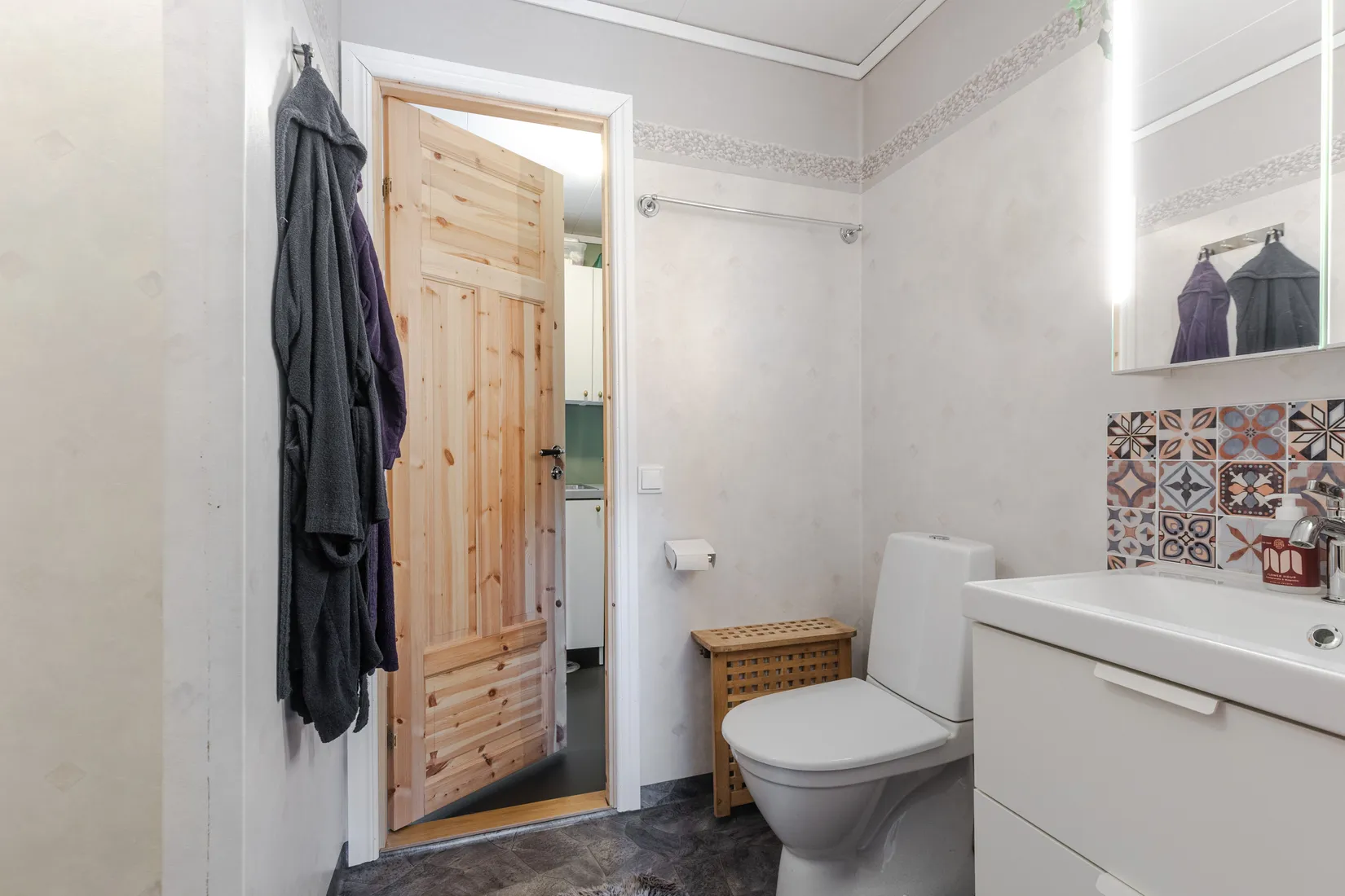 Villa, Kyrkvägen 47, Åkers Styckebrruk/Skämbylöt, Strängnäs