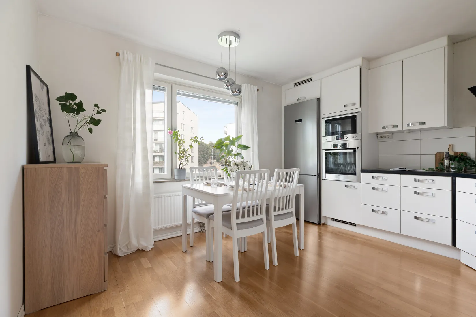 Bostadsrätt, Jonstorpsvägen 32, Huvudsta, Solna