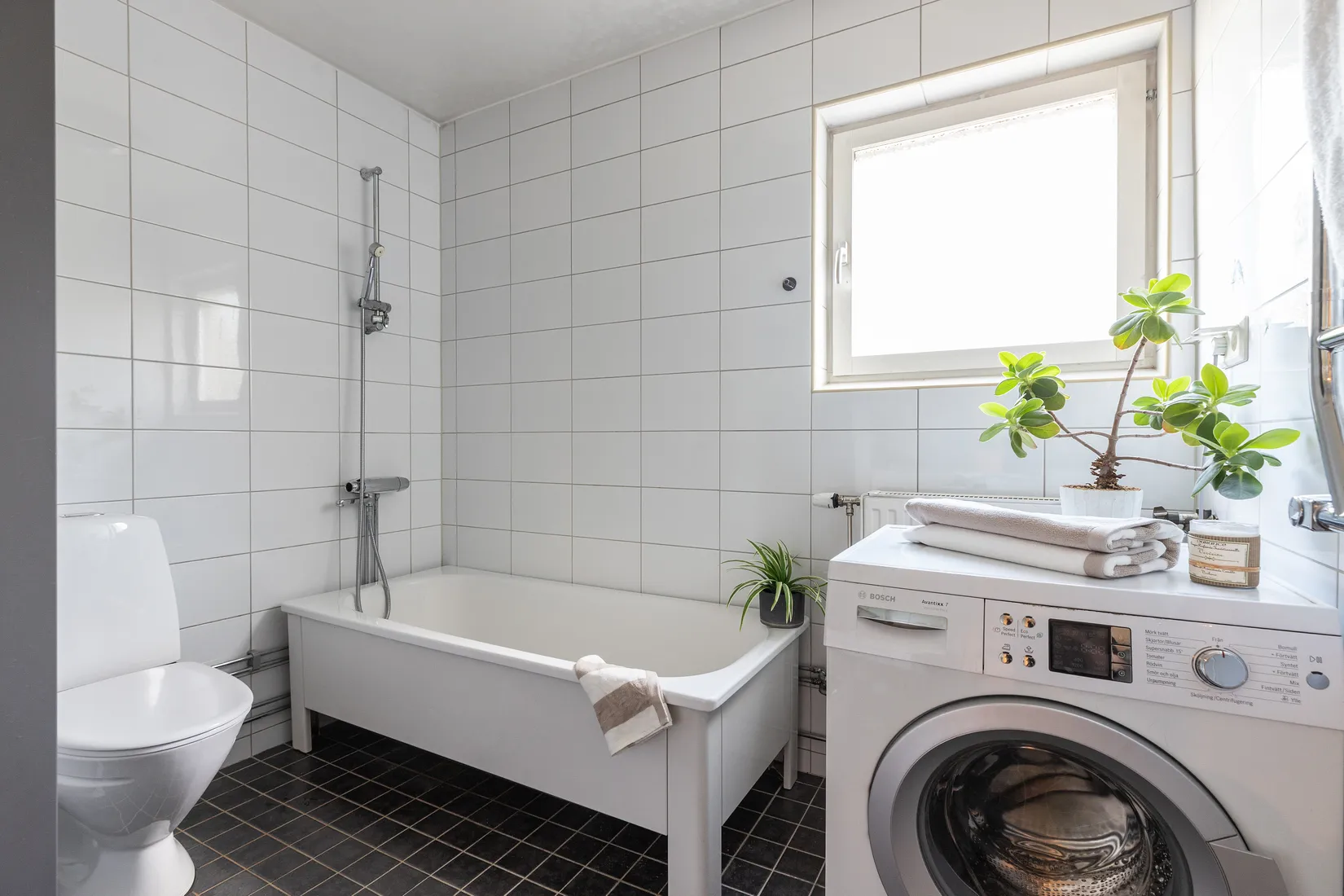 Bostadsrätt, Jonstorpsvägen 32, Huvudsta, Solna