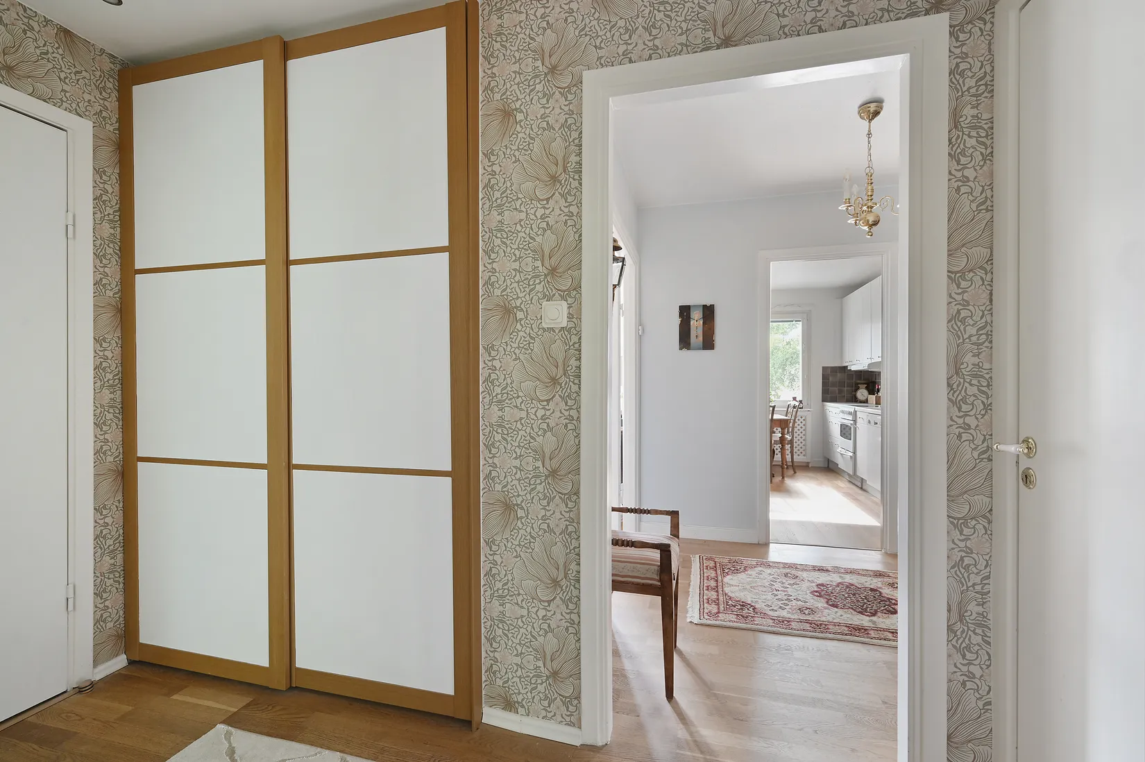 Bostadsrätt, Rondellen 18, Kallhäll, Järfälla