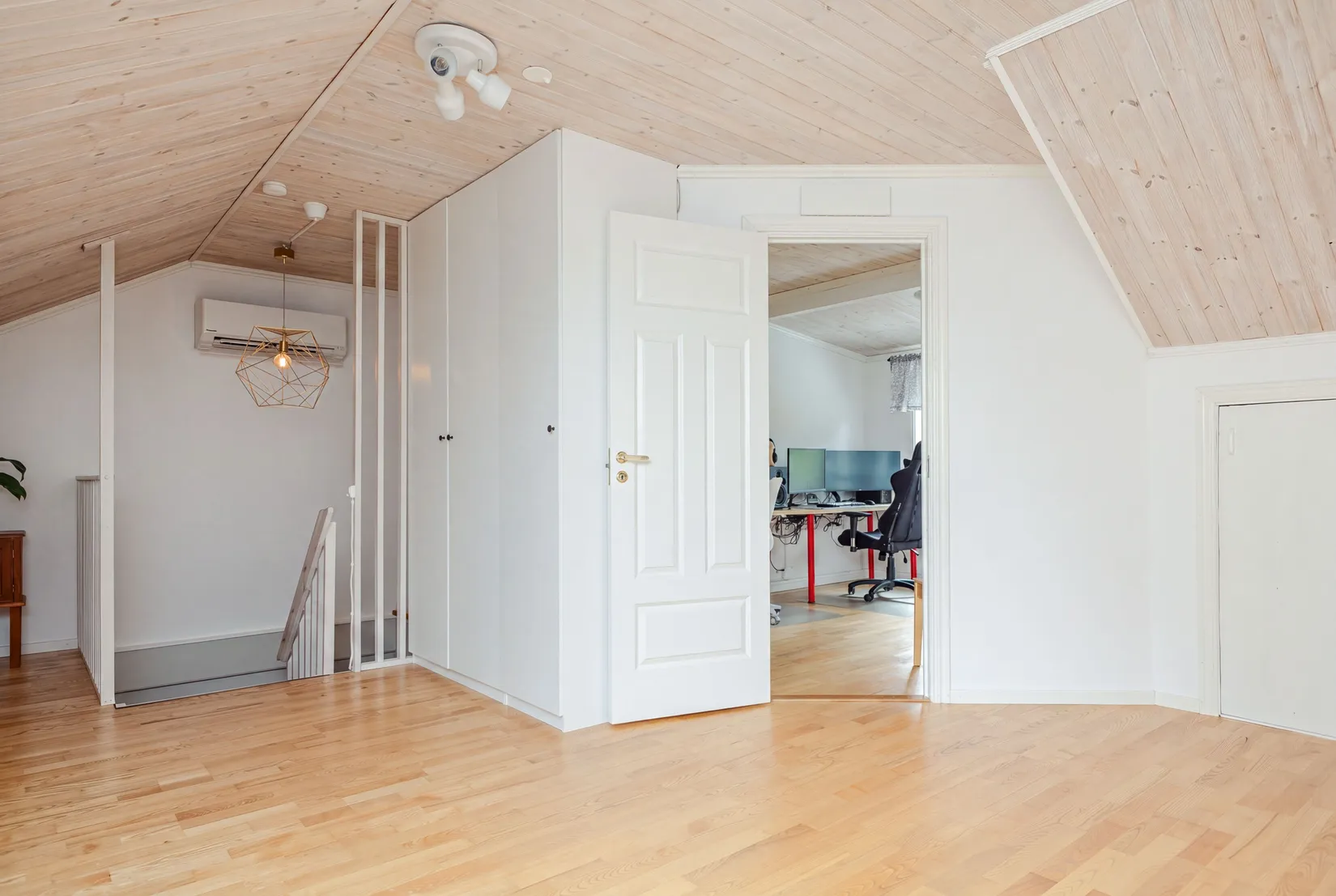 Radhus, Skogsmyragatan 36, Gånsta, Enköping
