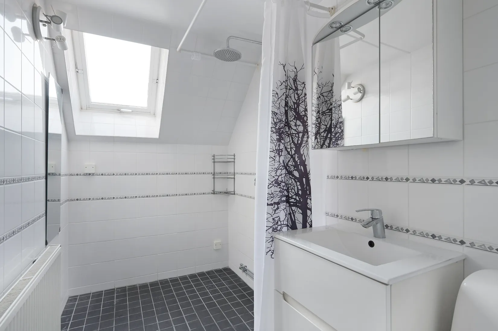 Radhus, Rapsodivägen 17, Östra Skogås, Huddinge