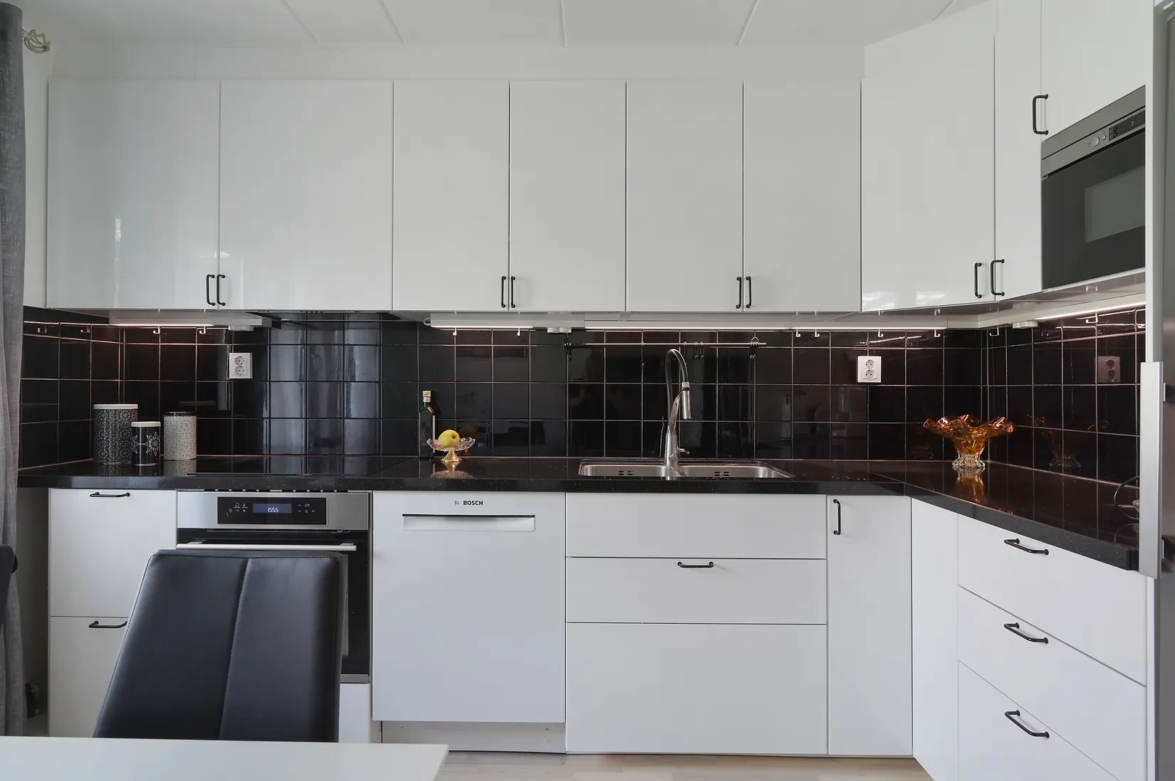 Radhus, Rapsodivägen 17, Östra Skogås, Huddinge