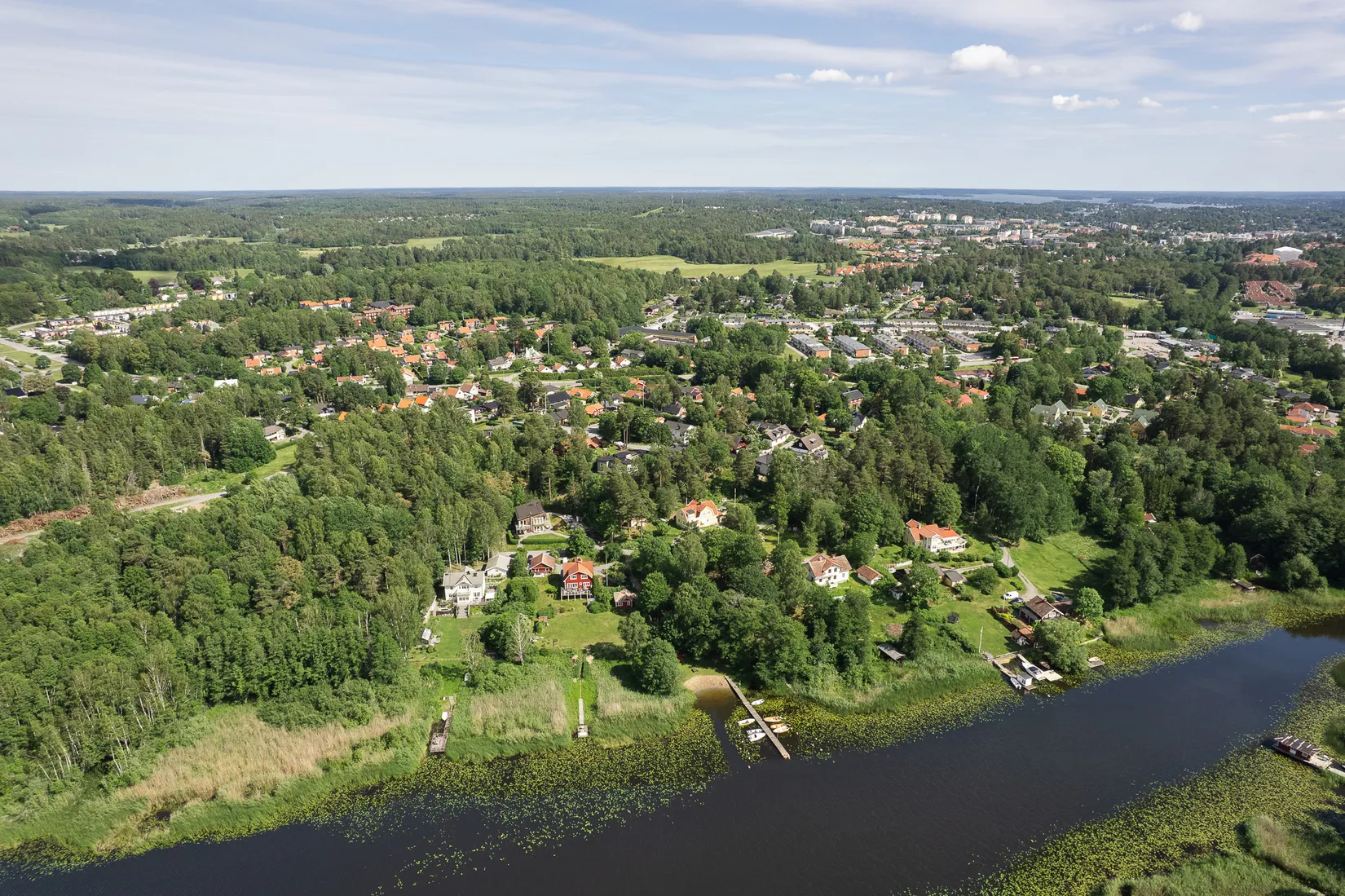 Villa, Karlslundsvägen 17, Smedby, Österåker