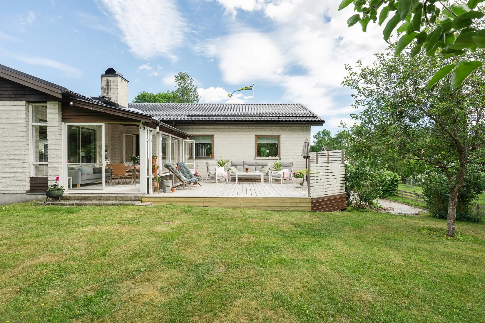 Villa, Karlslundsvägen 17, Smedby, Österåker