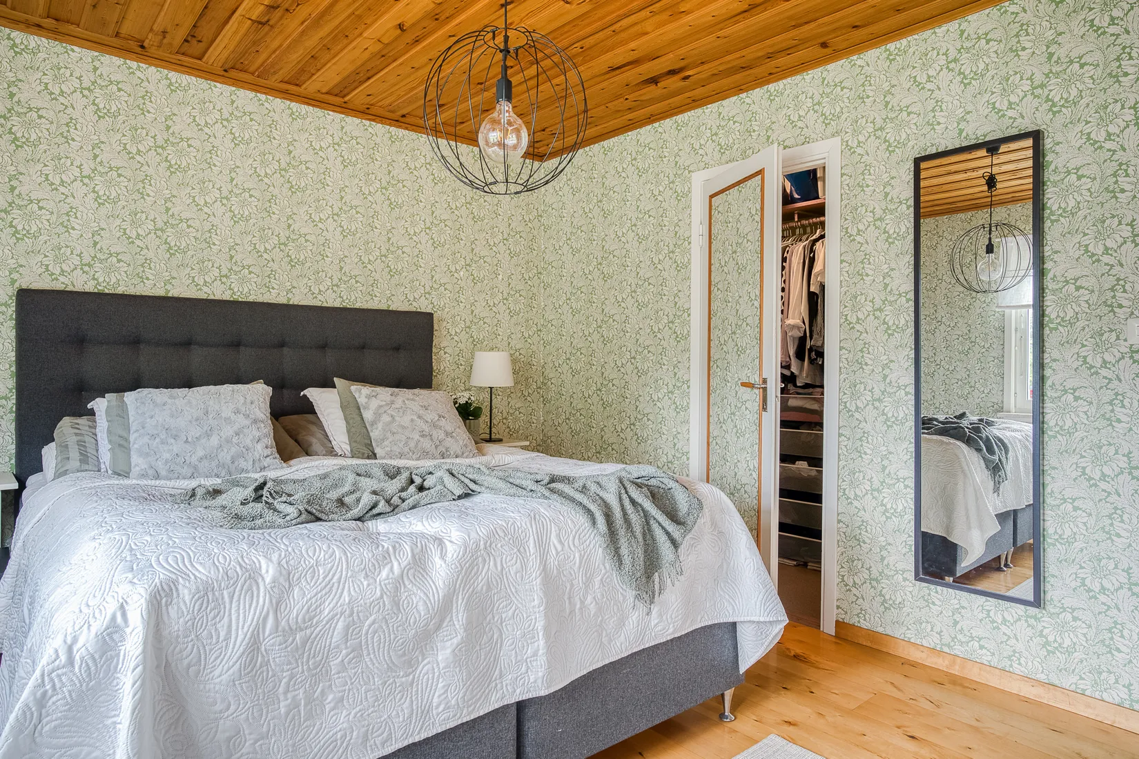 Villa, Karlslundsvägen 17, Smedby, Österåker