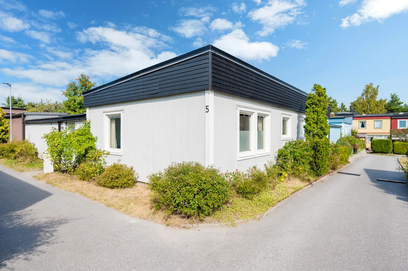 Radhus, Skifferstigen 5, Lillsjön - Kungsängen, Upplands-Bro