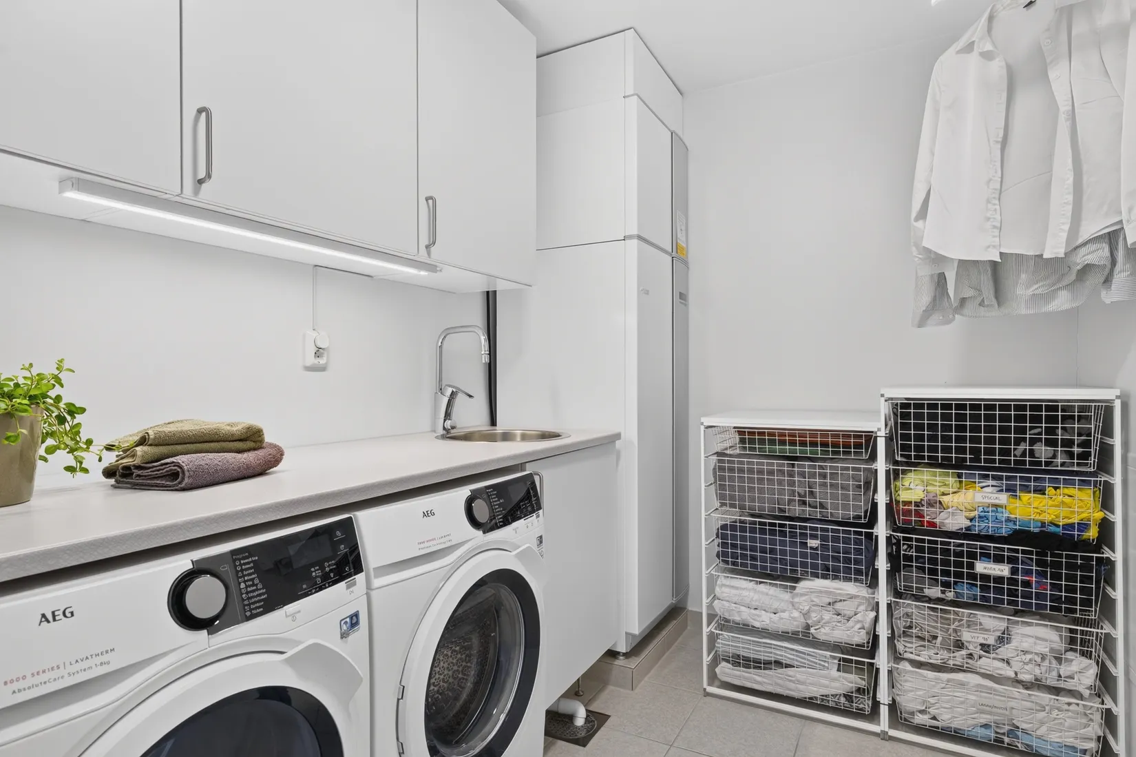 Radhus, Lilla Ässkogvägen 18B, Norra Bro, Örebro