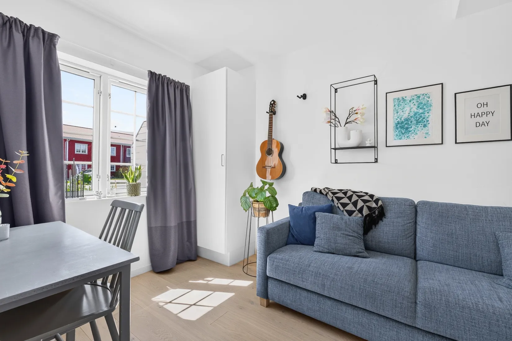 Radhus, Lilla Ässkogvägen 18B, Norra Bro, Örebro