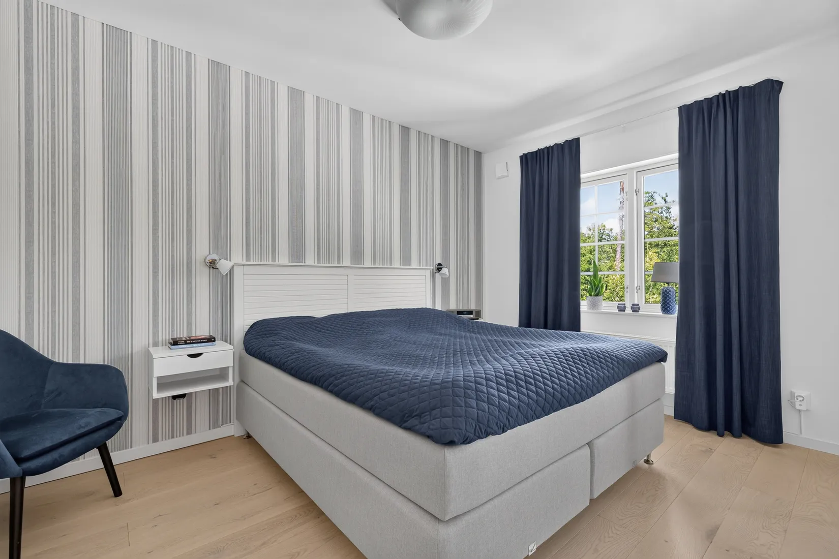 Radhus, Lilla Ässkogvägen 18B, Norra Bro, Örebro