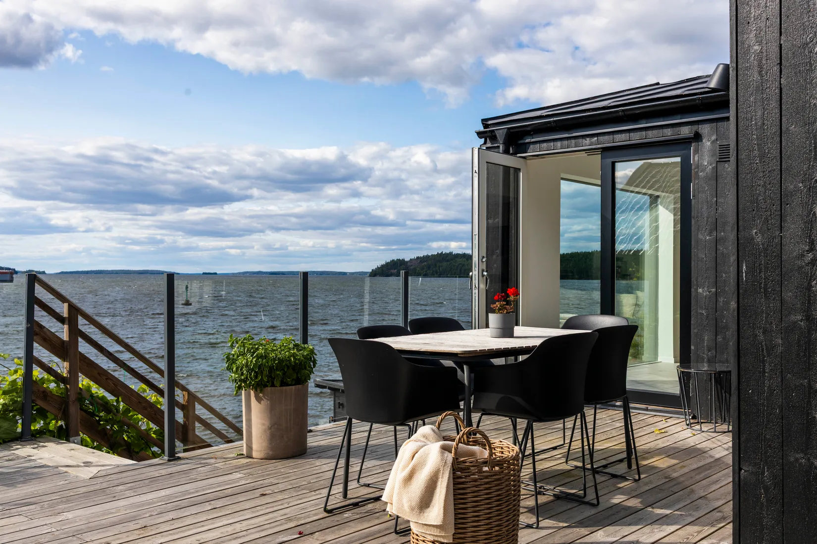 Villa, Idegranstigen 14, Viksbergs holme, Södertälje