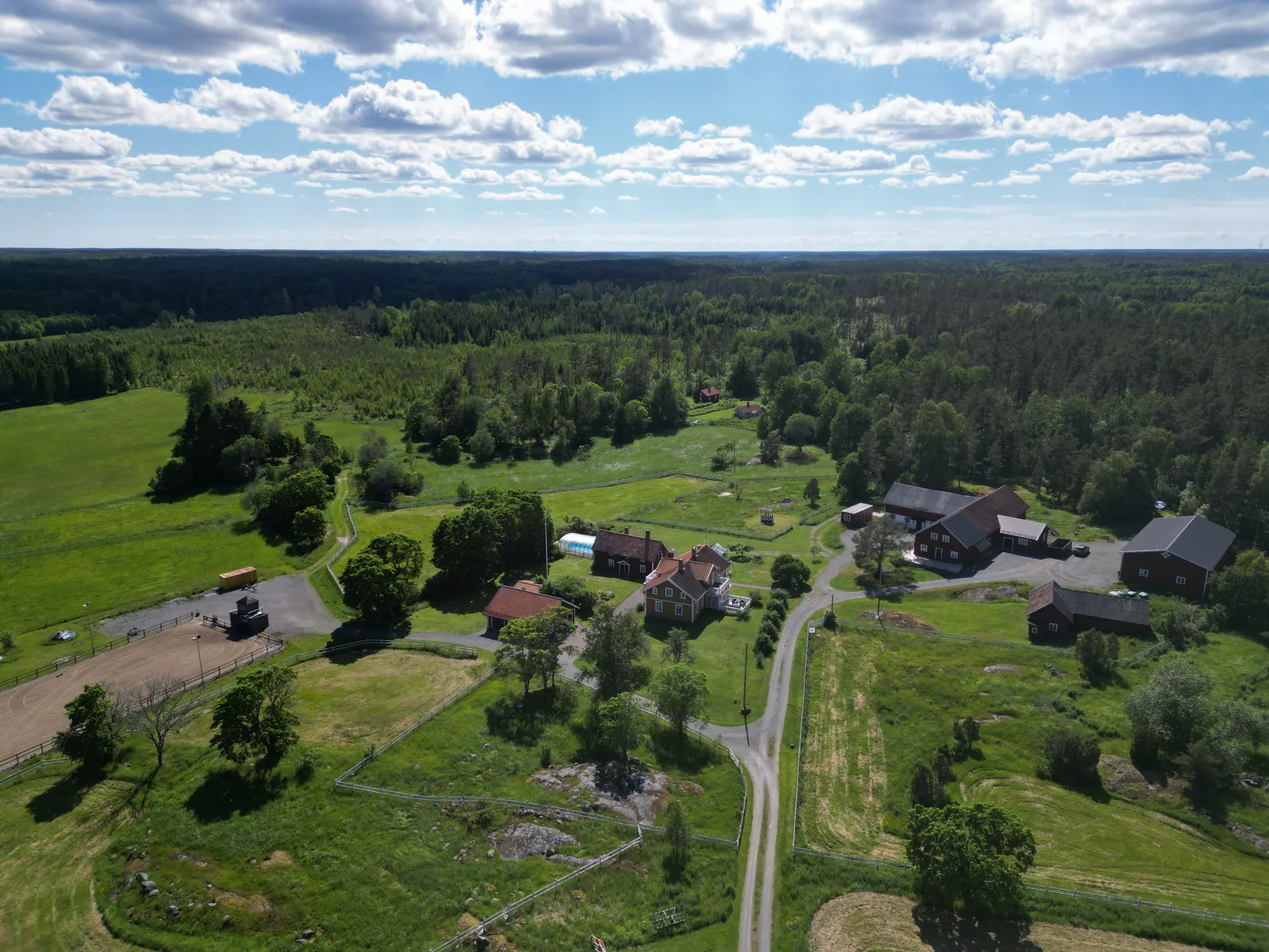 Gård/Skog, Lillrådavägen 25, Roslagen, Norrtälje