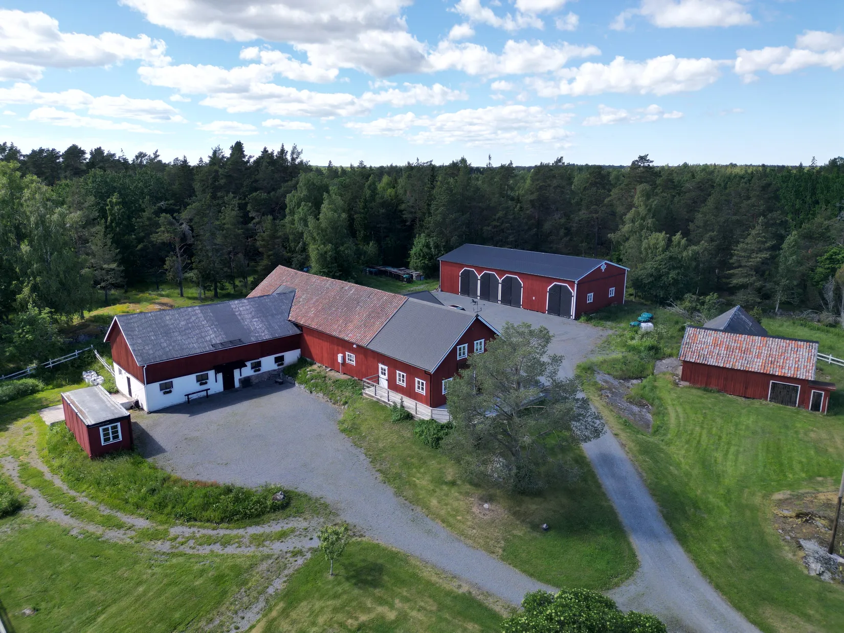 Gård/Skog, Lillrådavägen 25, Roslagen, Norrtälje