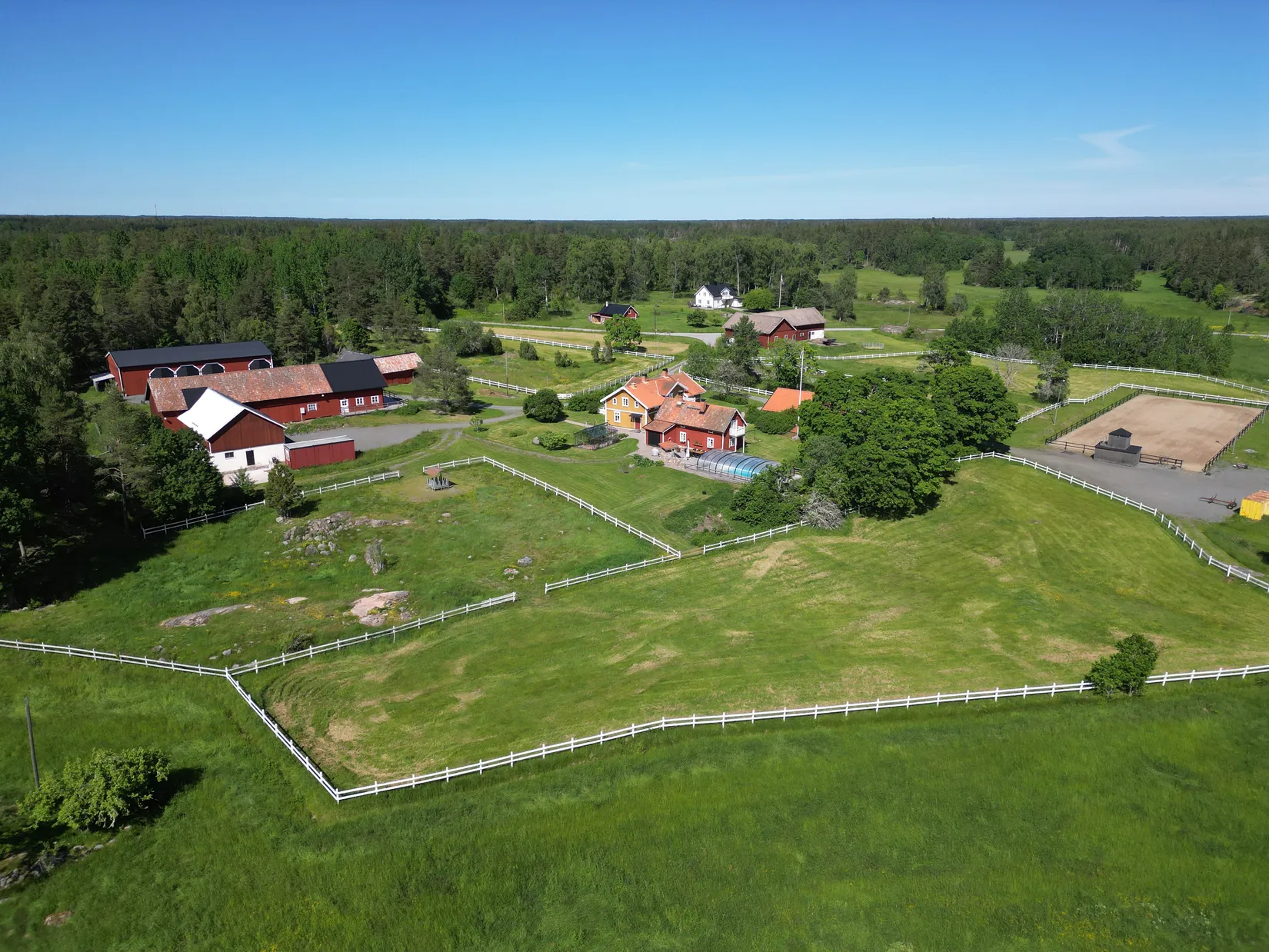 Gård/Skog, Lillrådavägen 25, Roslagen, Norrtälje