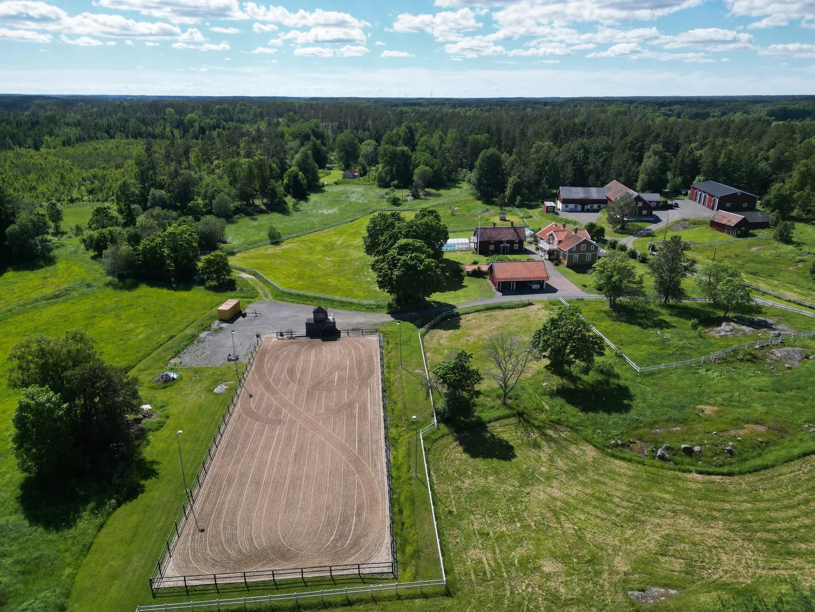 Gård/Skog, Lillrådavägen 25, Roslagen, Norrtälje