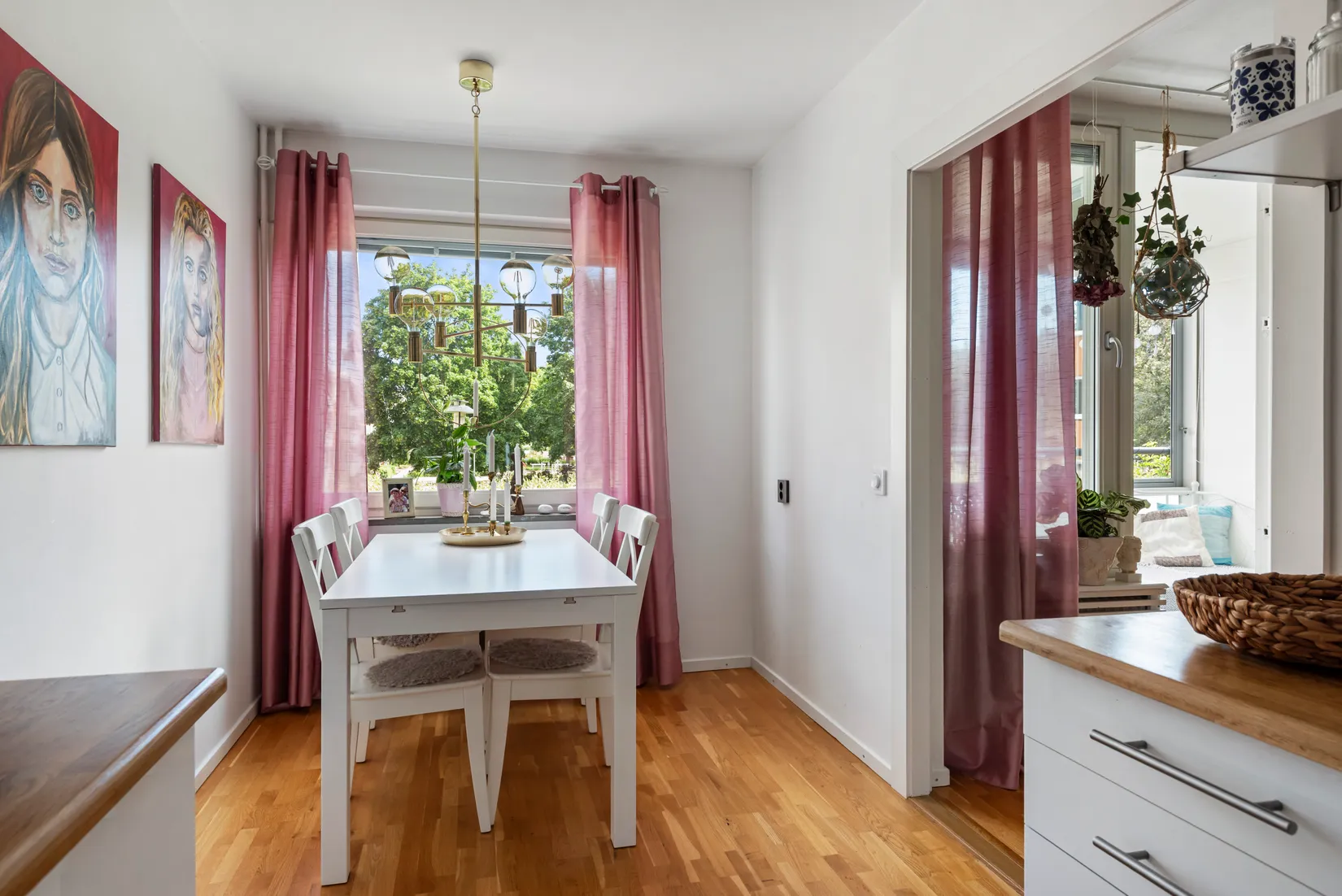 Bostadsrätt, Åkerbyvägen 186,1 tr, Täby Centrum, Täby