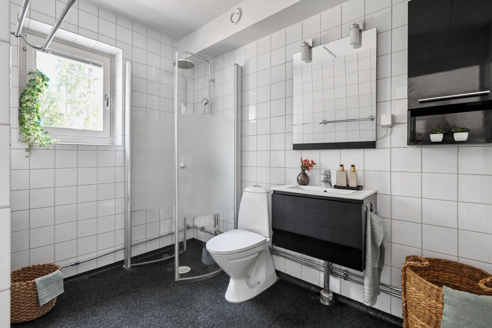 Radhus, Jordgränd 66, Viby, Sollentuna