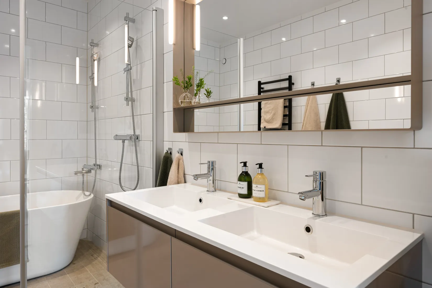 Radhus, Edelcrantz väg 42, Telegrafberget, Nacka