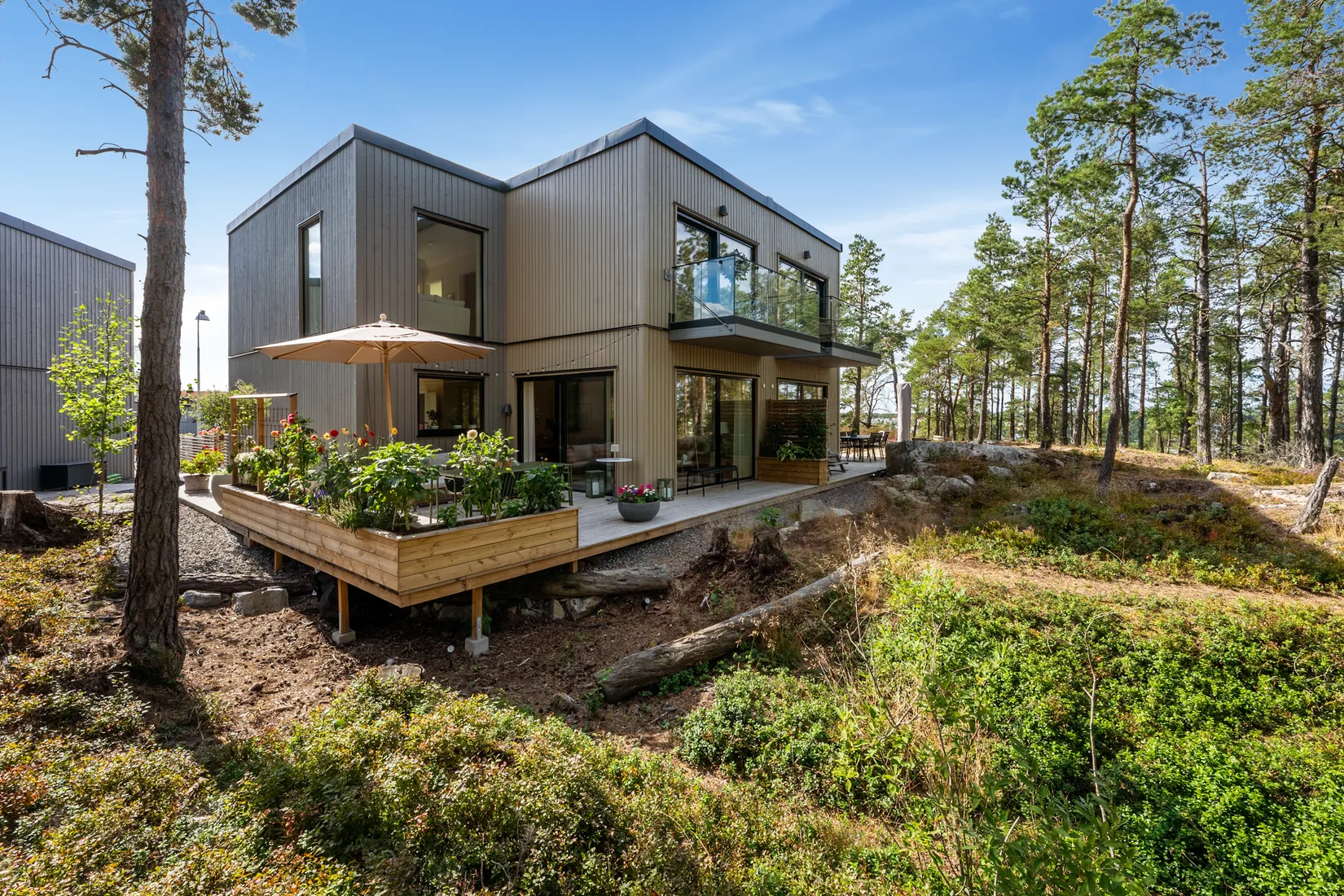 Radhus, Edelcrantz väg 42, Telegrafberget, Nacka