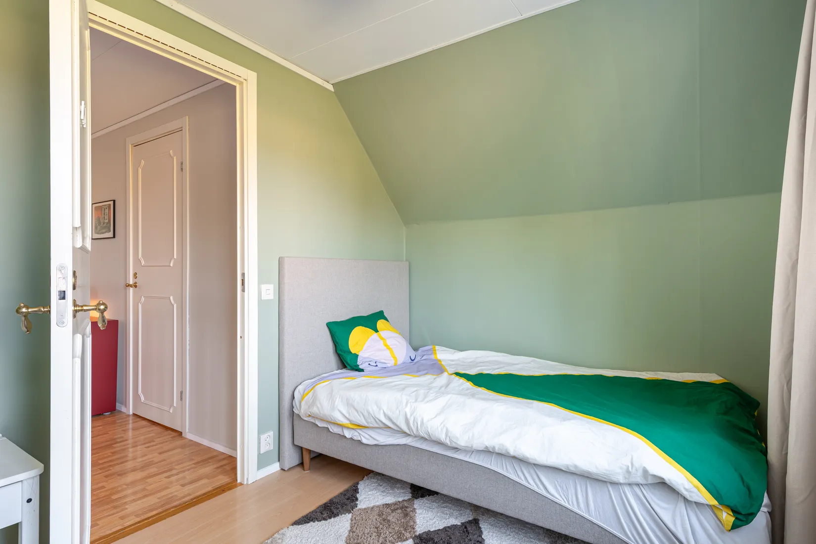 Radhus, Spadvägen 3, Skogstorp, Eskilstuna