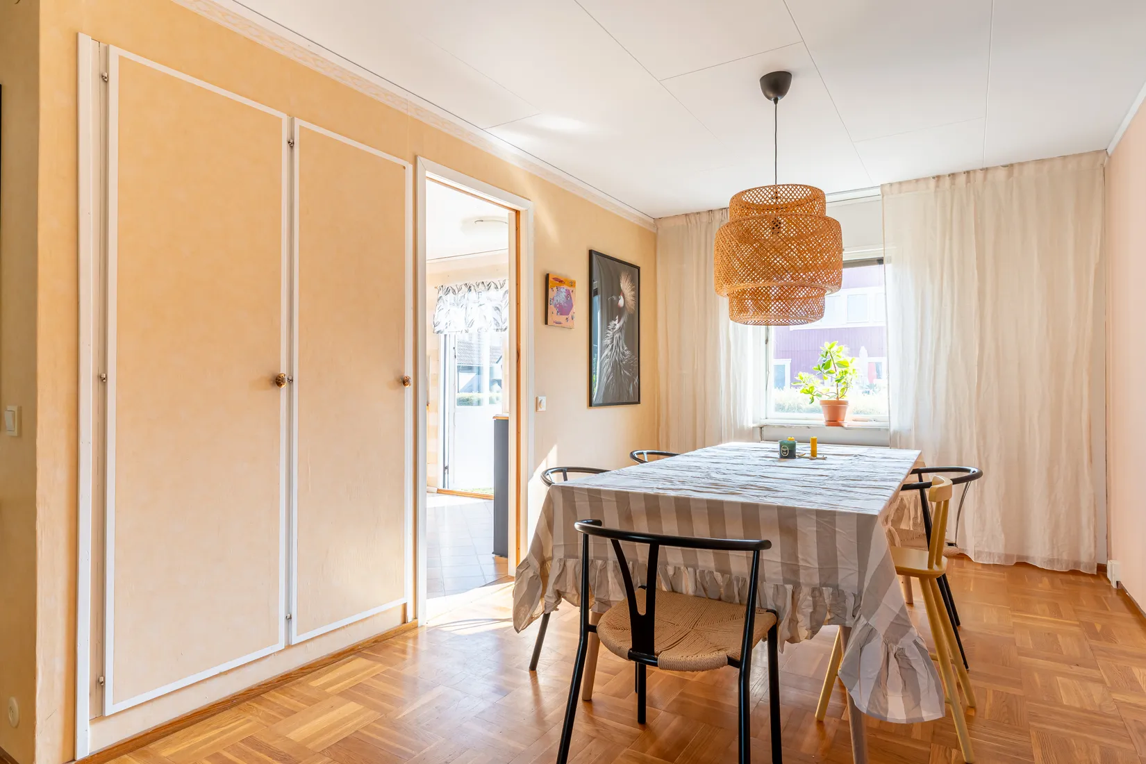 Radhus, Spadvägen 3, Skogstorp, Eskilstuna