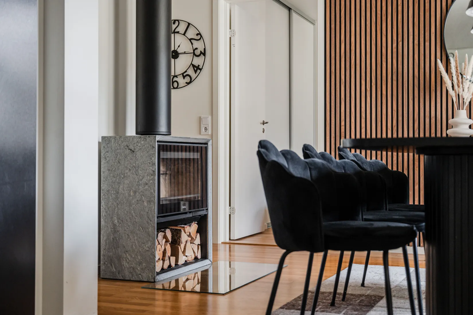 Radhus, Storstensvägen 31, Lindbacken, Uppsala
