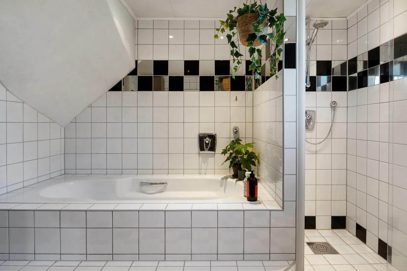 Villa, Sjöviksvägen 30, Länna, Huddinge