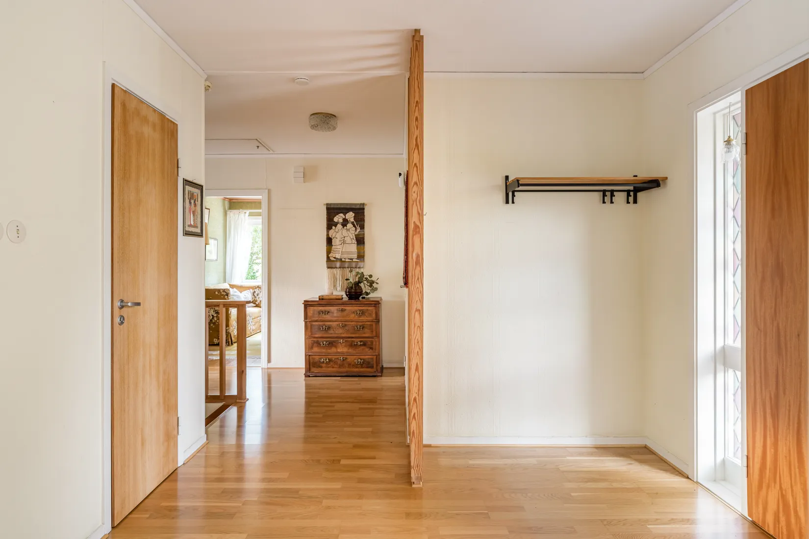 Villa, Gullvivsvägen 6, Ormsta, Vallentuna