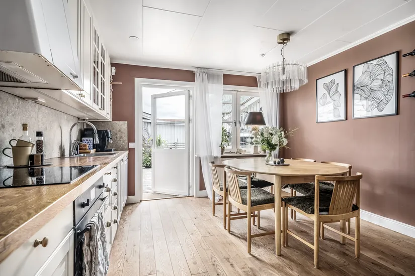 Radhus, Järnåldersringen 683, Haninge