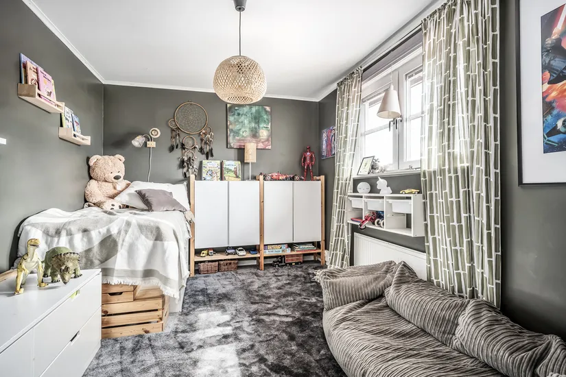 Radhus, Järnåldersringen 683, Haninge