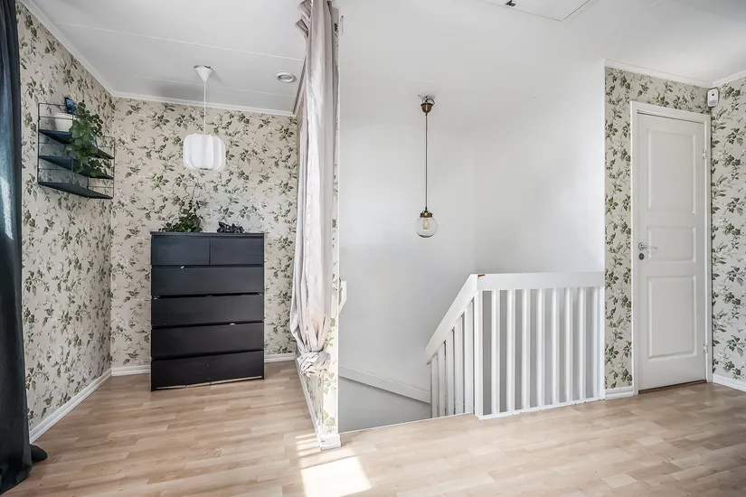 Radhus, Järnåldersringen 683, Haninge