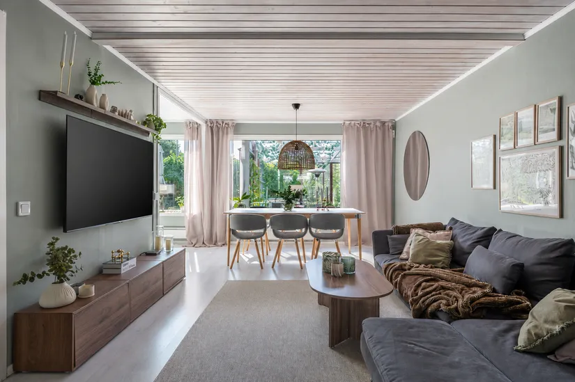 Radhus, Stora Hundens gata 561, Brandbergen, Haninge
