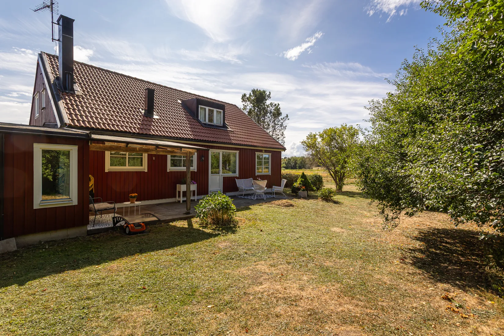 Radhus, Vidfares väg 15, Gillbo, Sollentuna