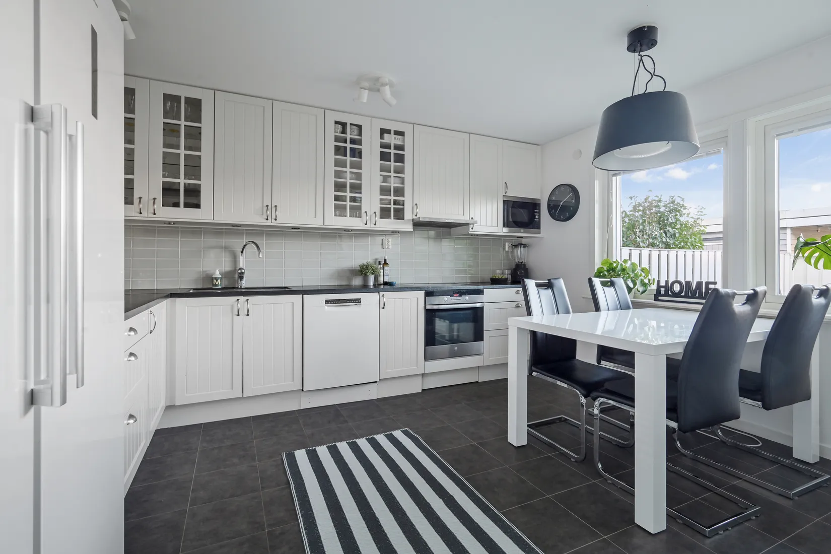 Villa, Liljevägen 25, Sjukyrkoberget, Upplands Väsby