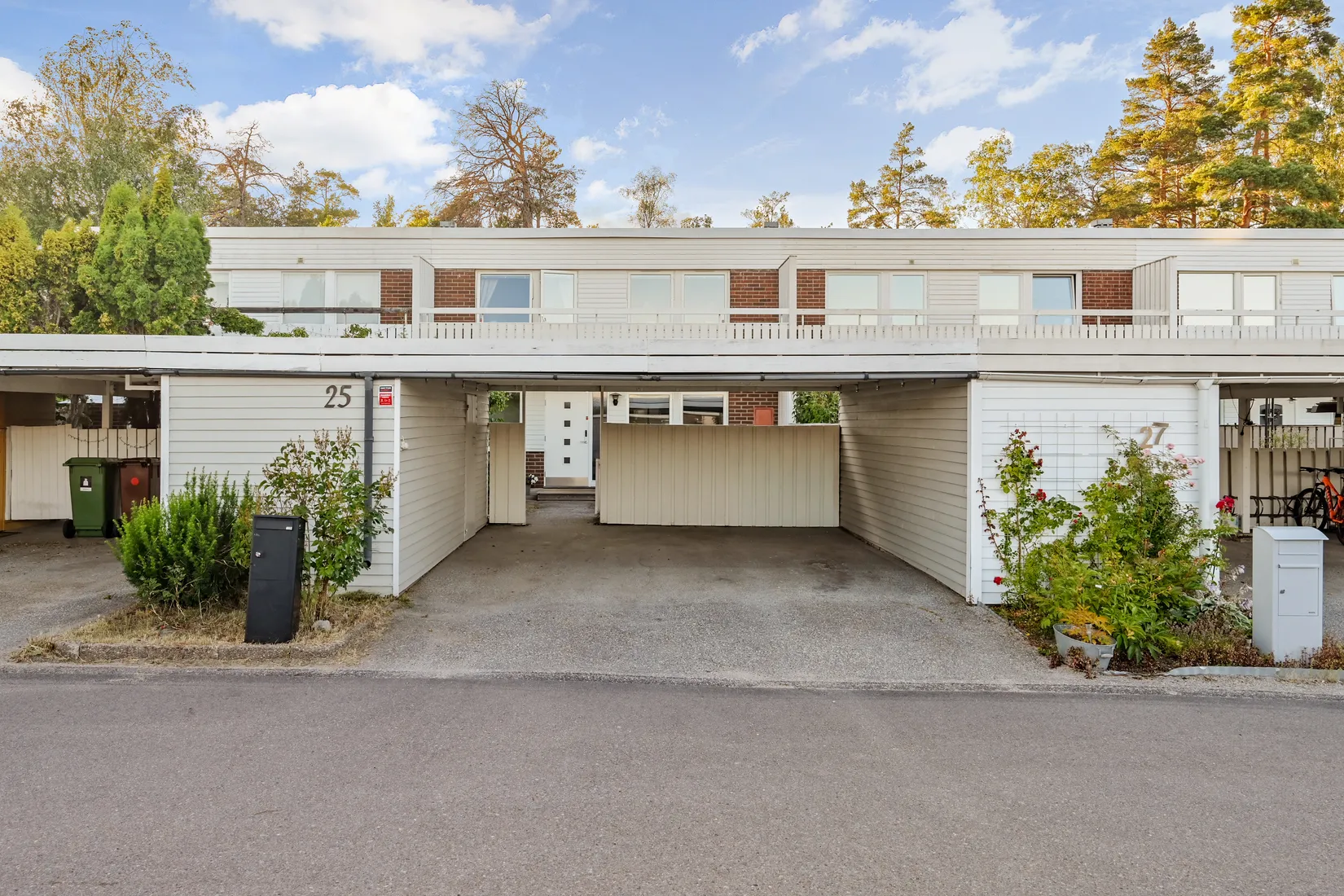 Villa, Liljevägen 25, Sjukyrkoberget, Upplands Väsby