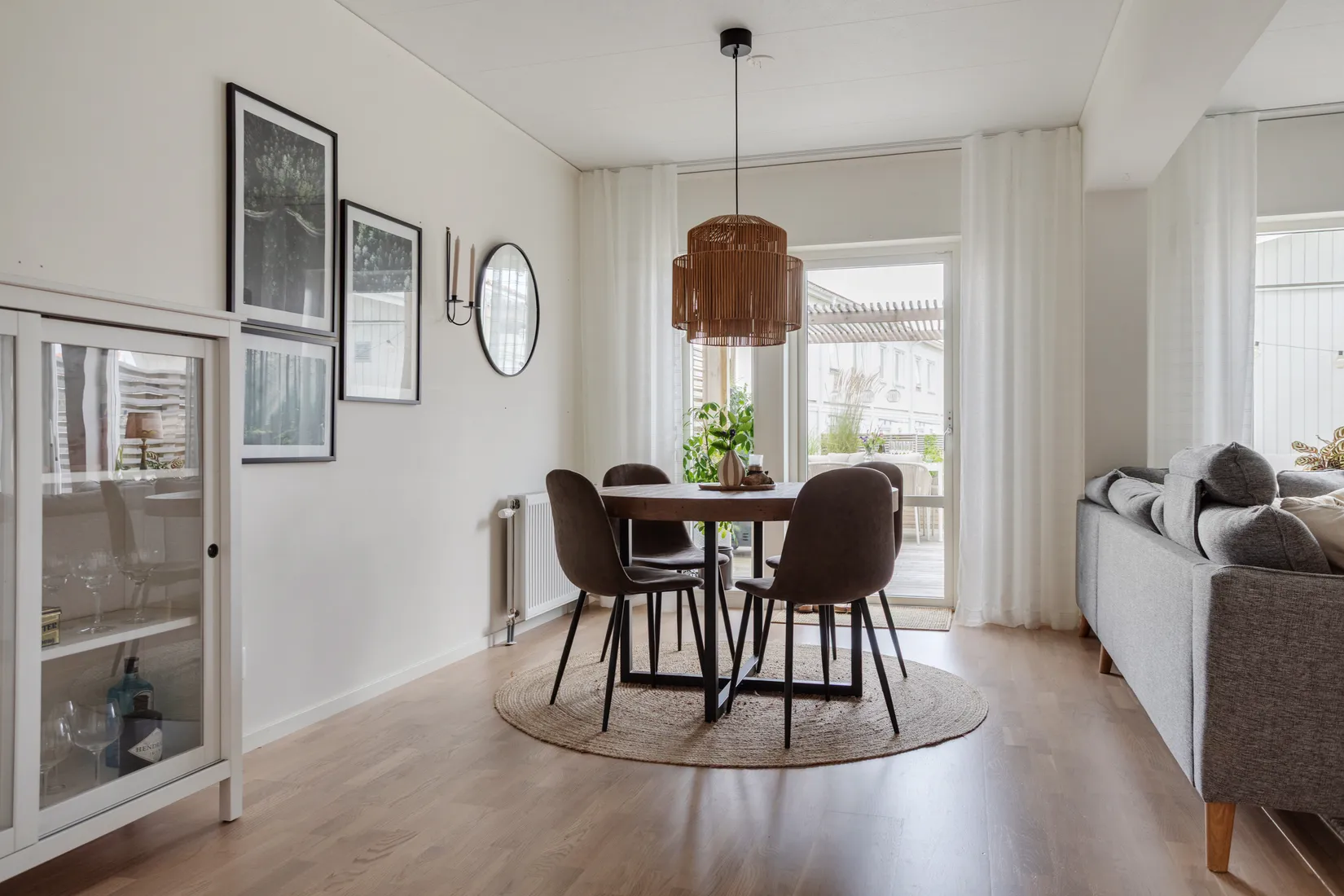 Radhus, Gravensteinervägen 43, Hälltorp, Trollhättan