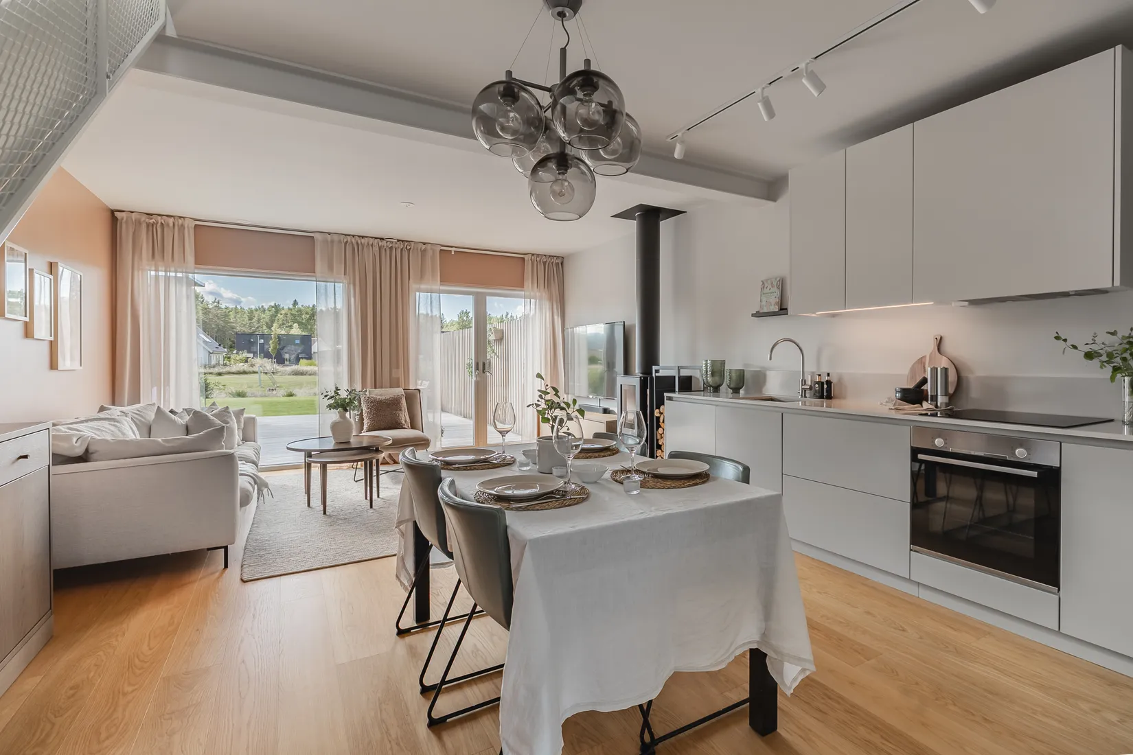 Radhus, Haga skogsväg 28, Göteborgsudden, Karlstad