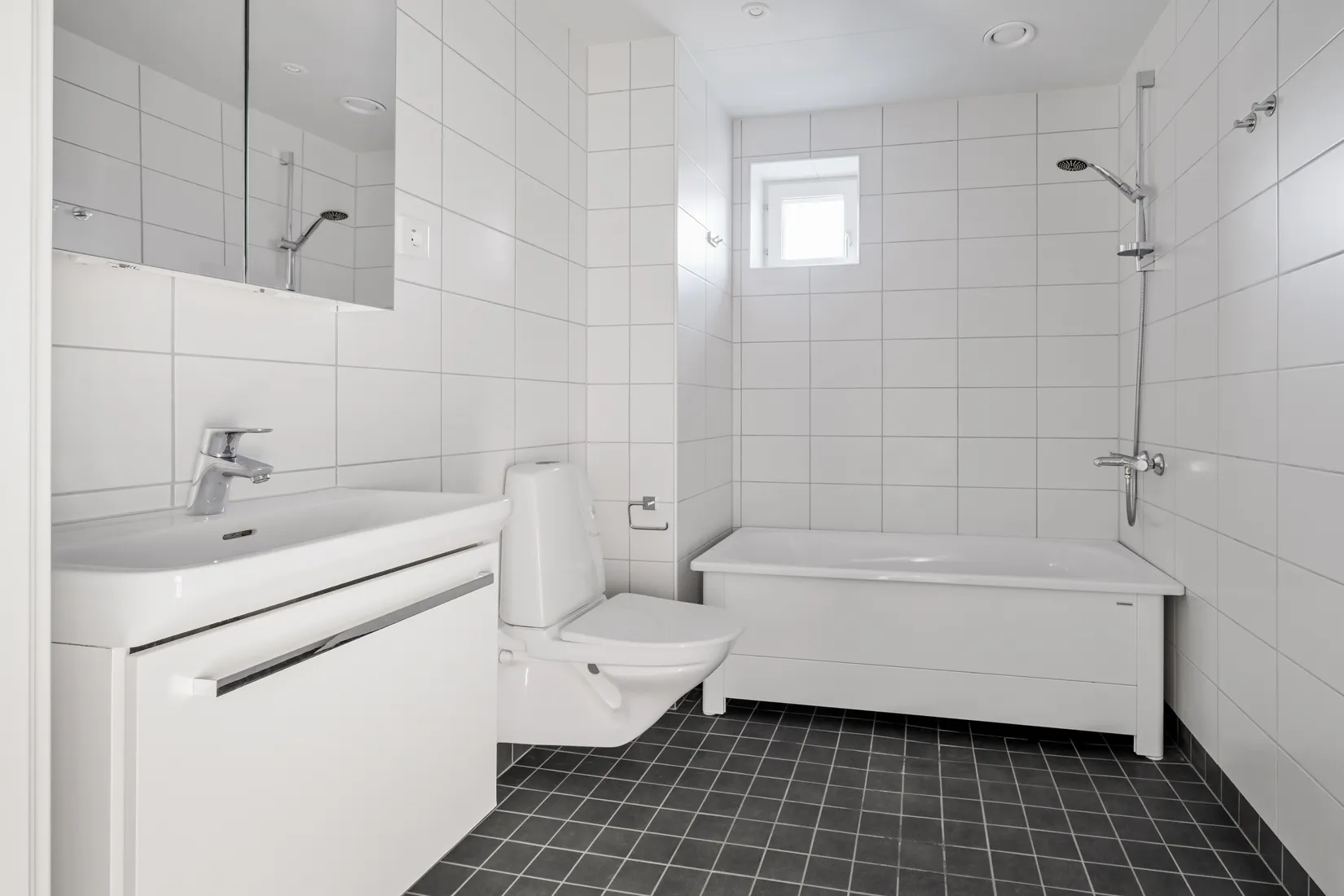 Villa, Bondmoragatan 16, Eds Allé, Upplands Väsby