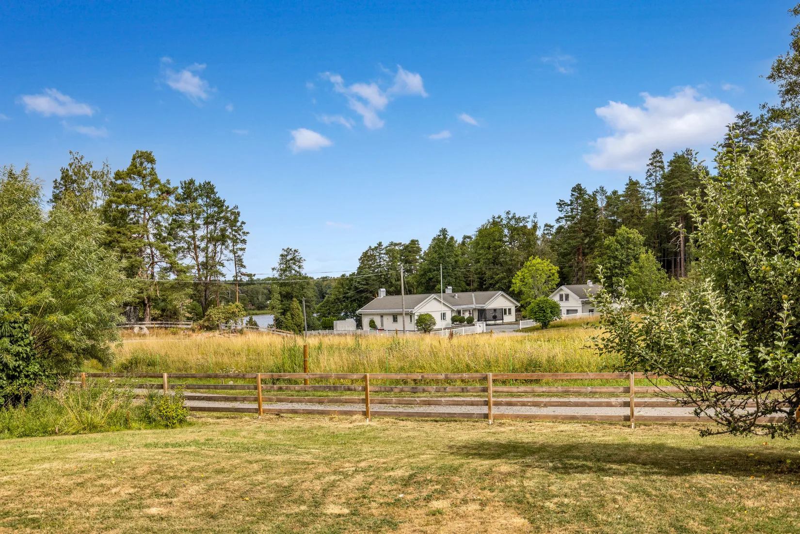 Villa, Djupvretenvägen 13, Knivsta