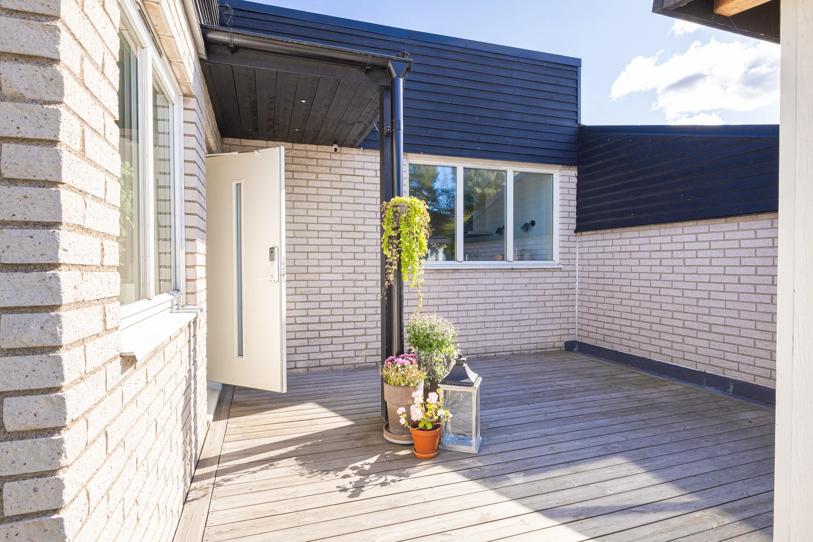 Radhus, Lohäradsvägen 7, Skälby, Upplands Väsby