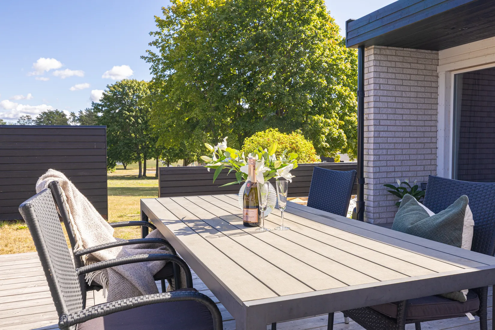 Radhus, Lohäradsvägen 7, Skälby, Upplands Väsby