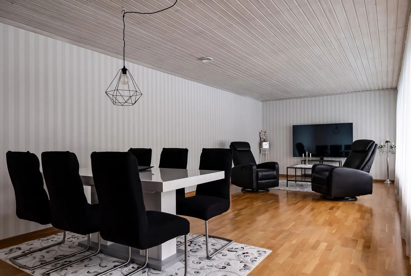 Villa, Gamla vägen 50B, Haga, Kumla
