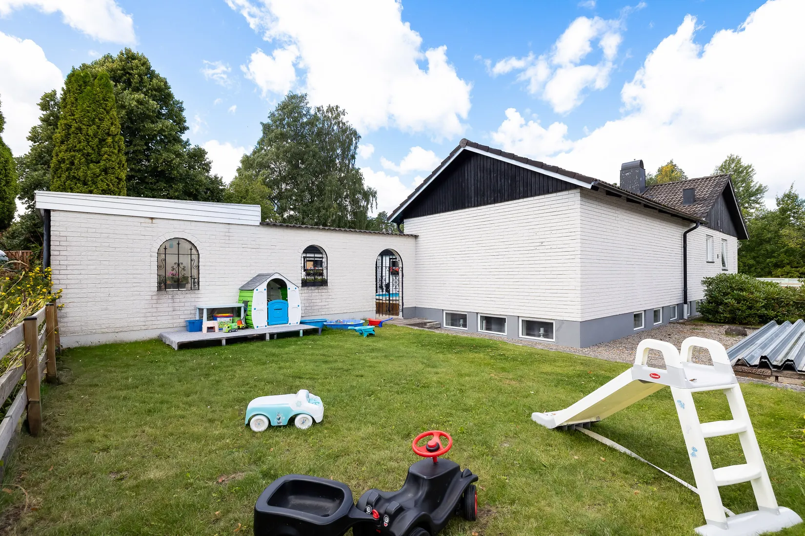 Villa, Gamla vägen 50B, Haga, Kumla