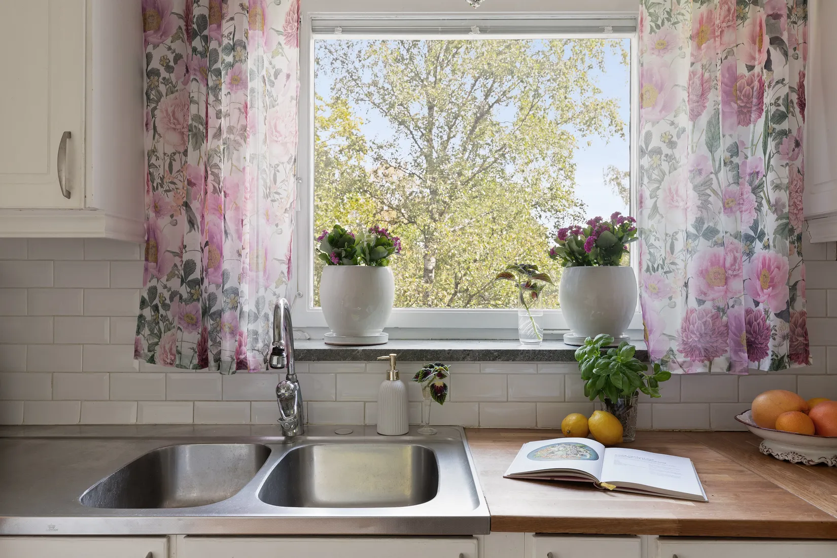 Bostadsrätt, Näckrosvägen 29, Råsunda, Solna