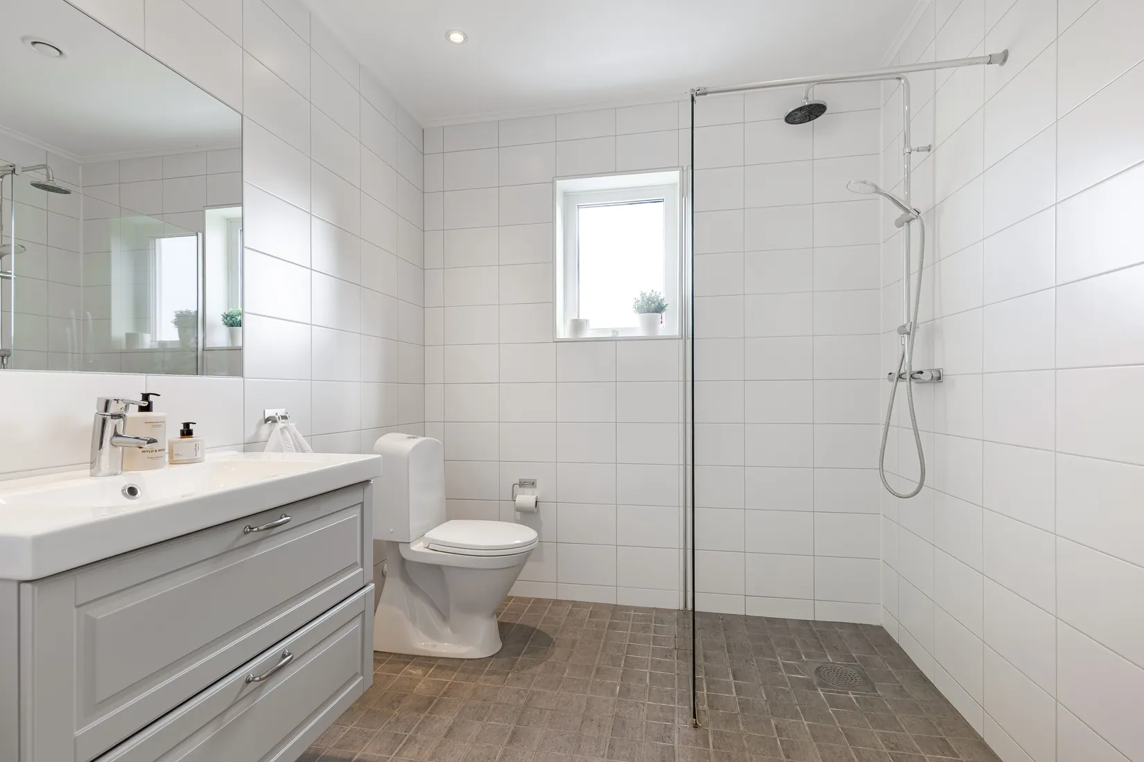 Villa, Aspö Skarpan 8, Strängnäs